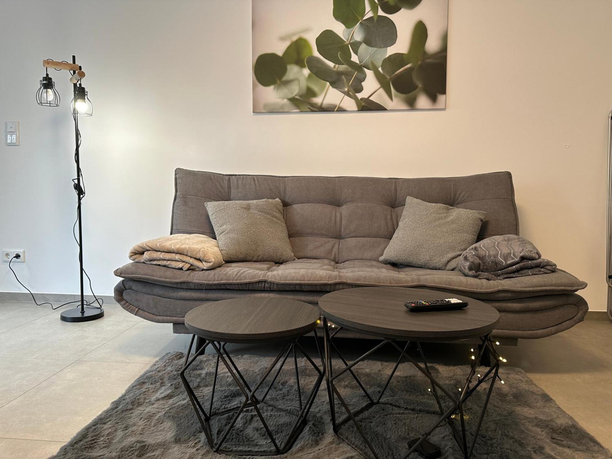 Modernes Apartment In Guter Lage อินโกลชตัดต์ ภายนอก รูปภาพ